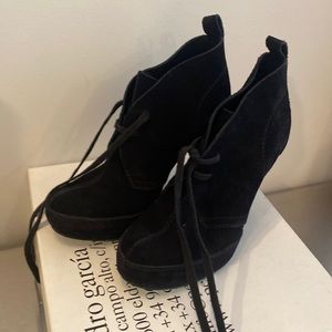 Pedro Garcia made in Spain black suede booties size 39